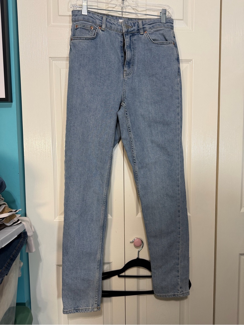 Classic High-Rise Light Blue Women's Jeans